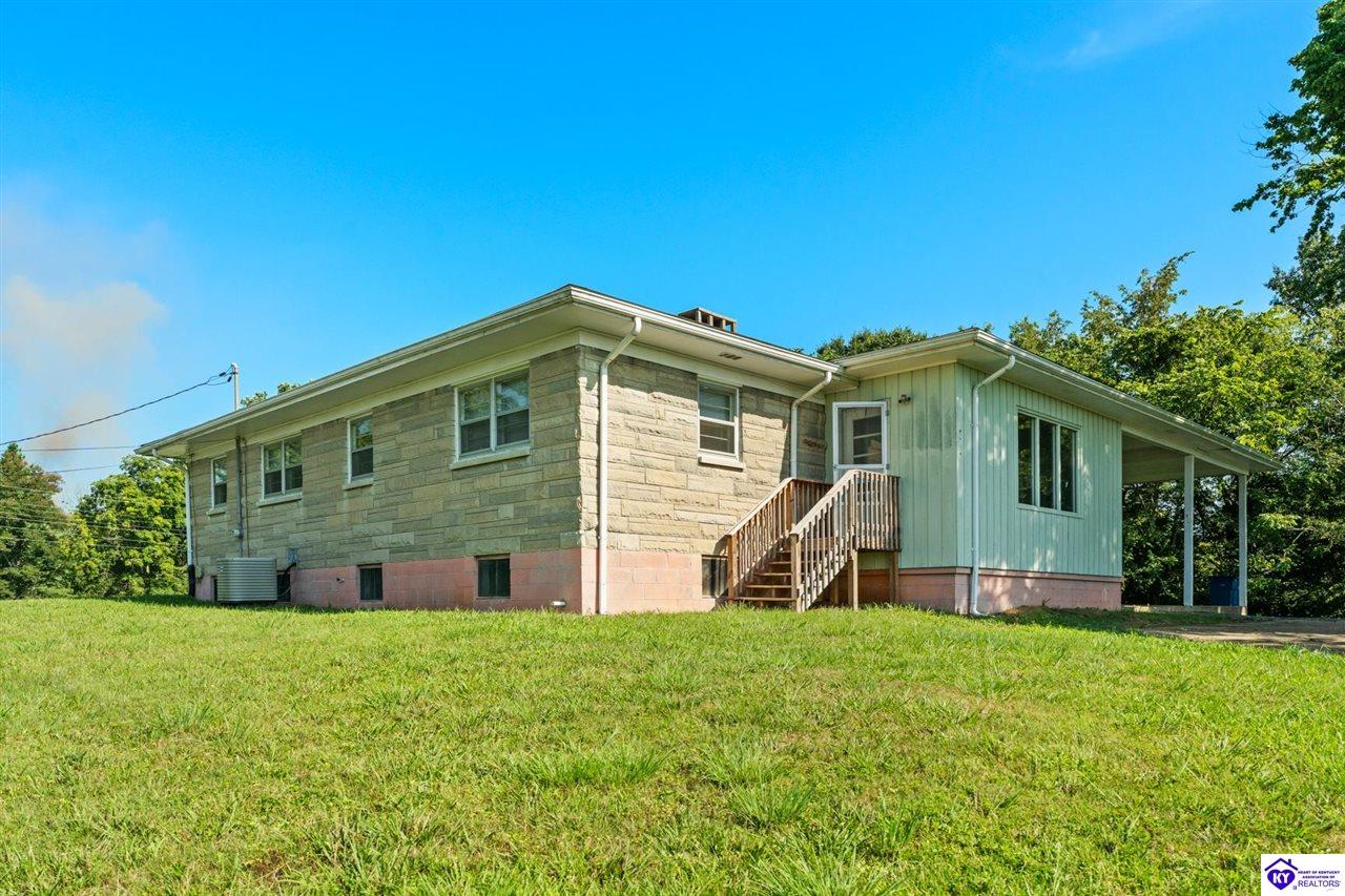1309 Old State Road Property Photo 3