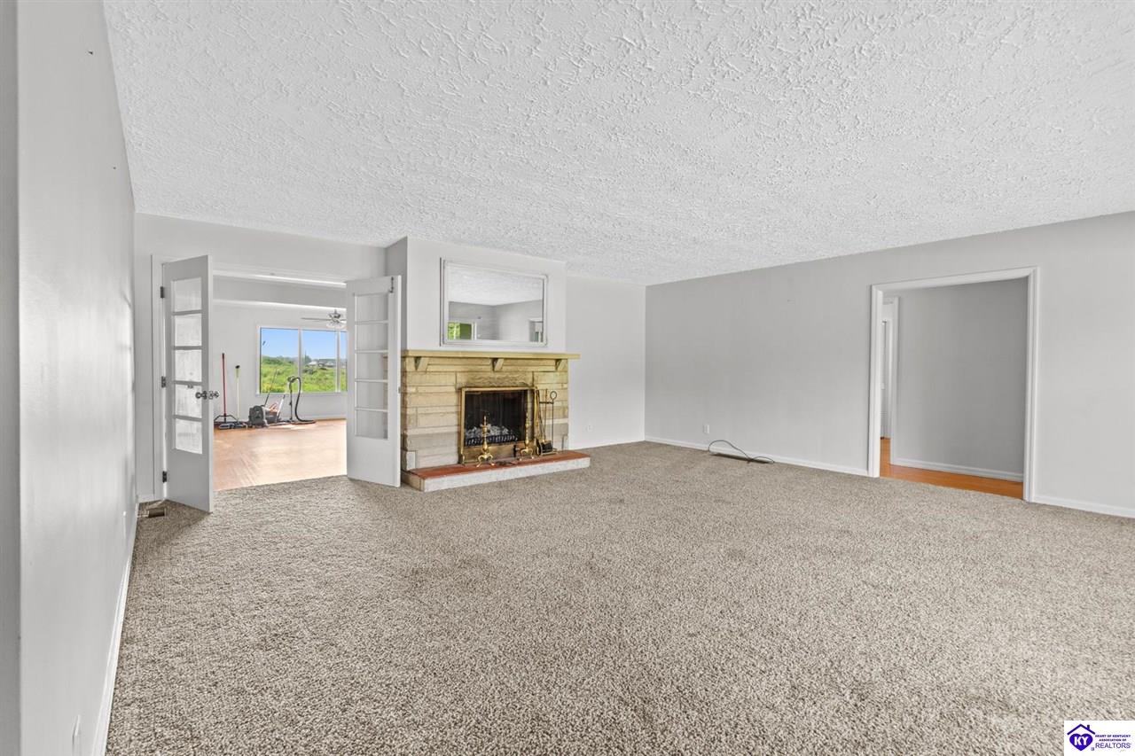1309 Old State Road Property Photo 6