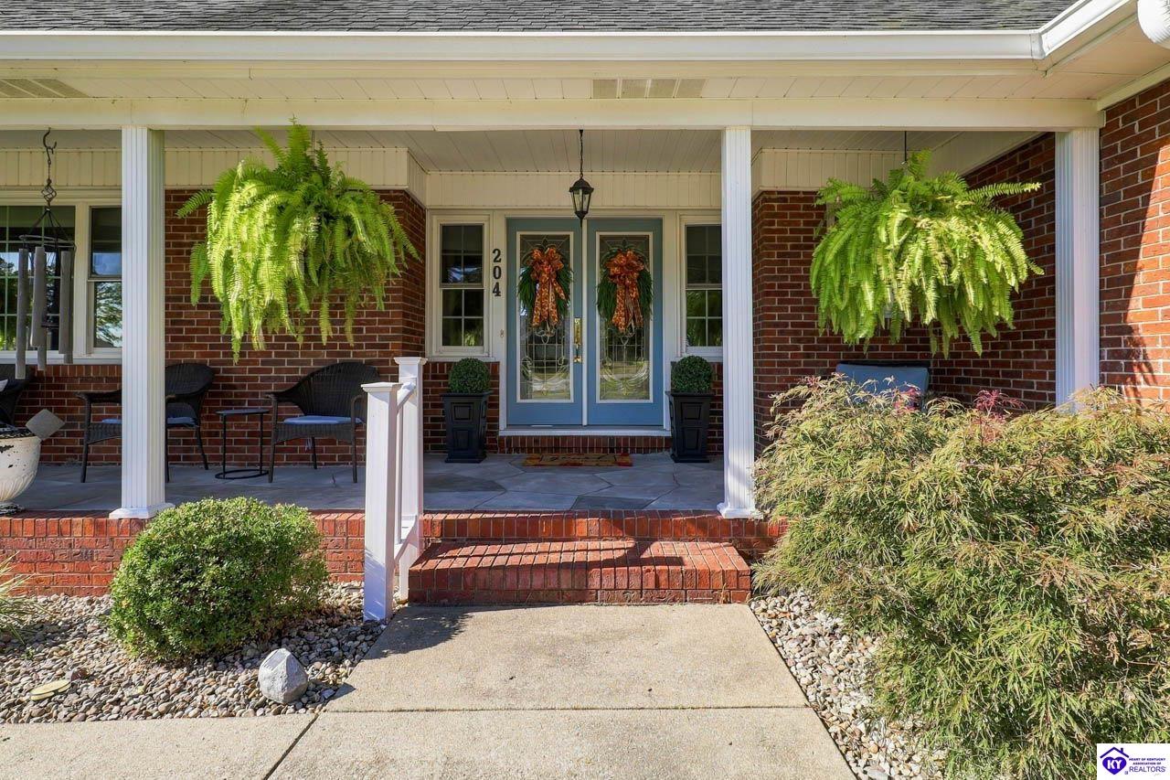 204 Cardinal Drive Property Photo 2