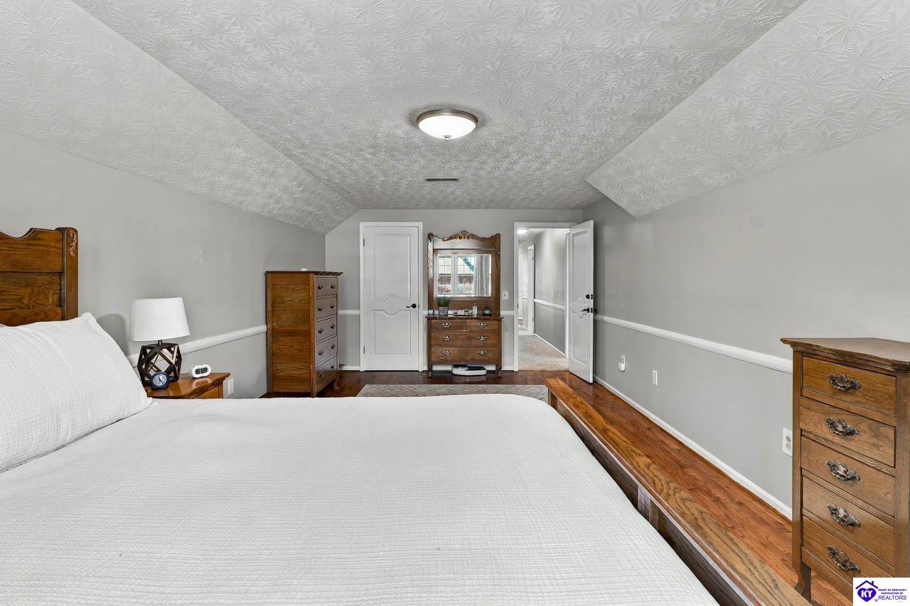 204 Cardinal Drive Property Photo 41
