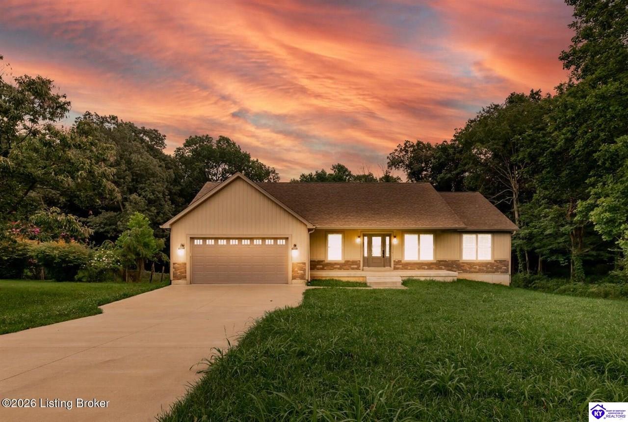 369 Meadowview Drive Property Photo 1