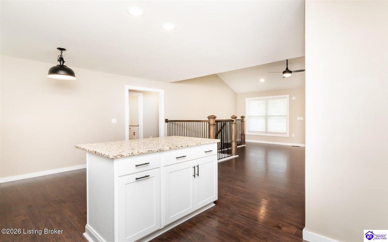 369 Meadowview Drive Property Photo 17