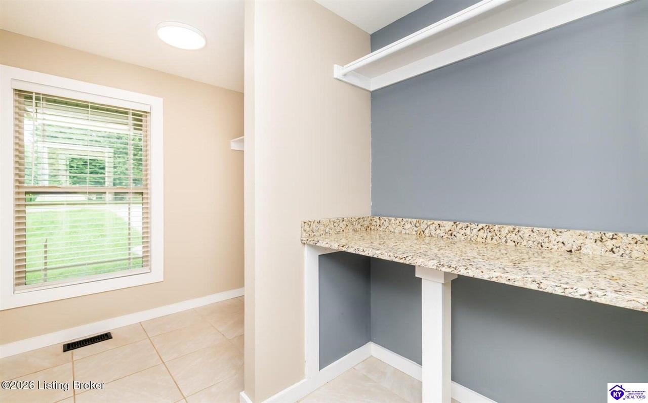 369 Meadowview Drive Property Photo 54