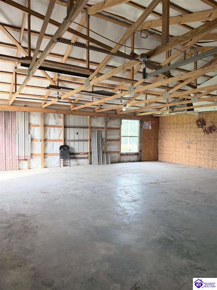 210 Grider Road Property Photo 4