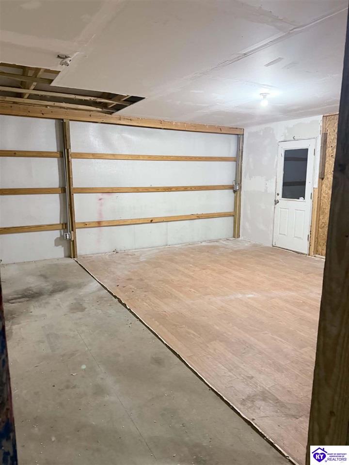 210 Grider Road Property Photo 13
