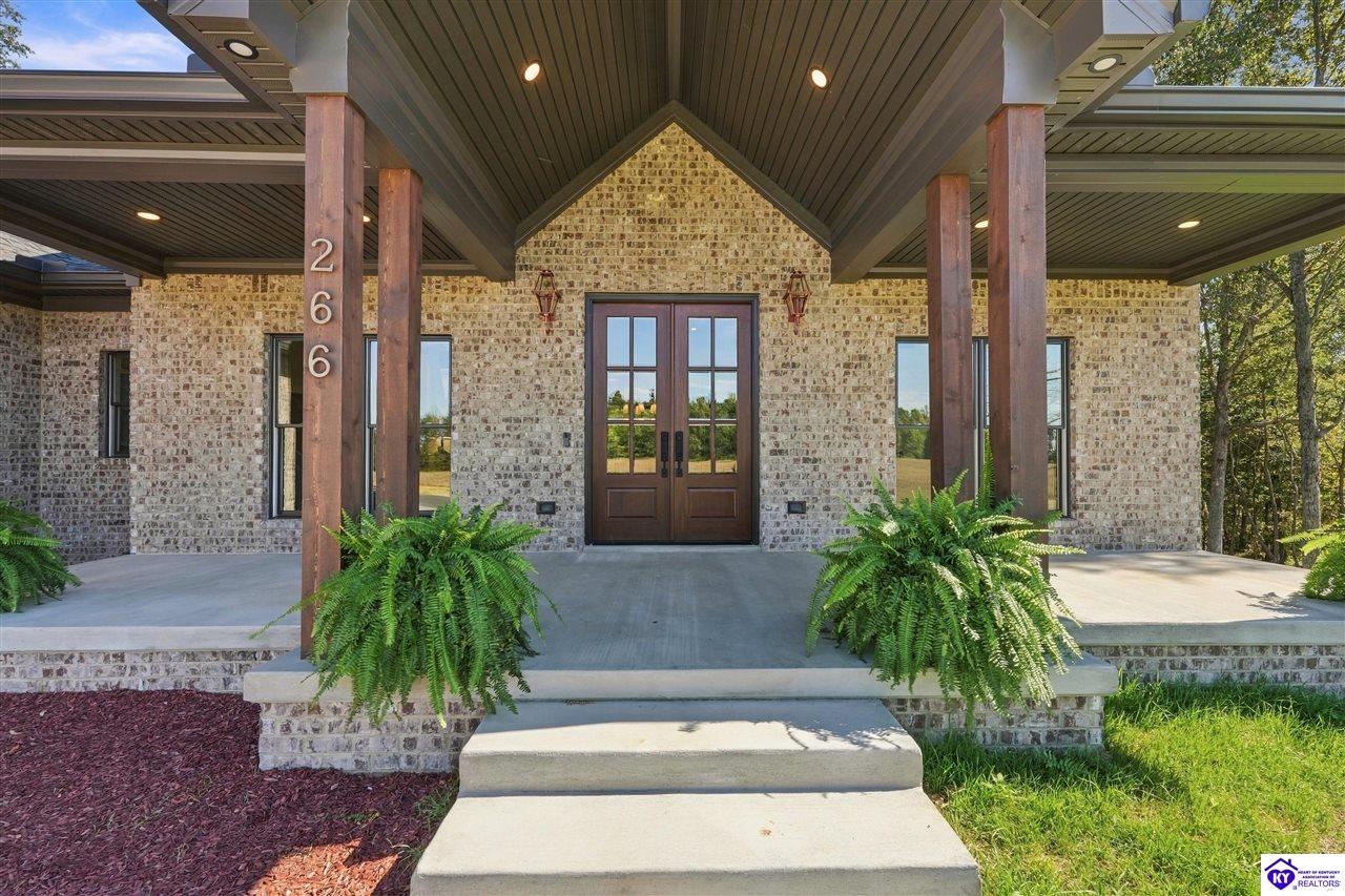 266 Olde Farm Court Property Photo 5
