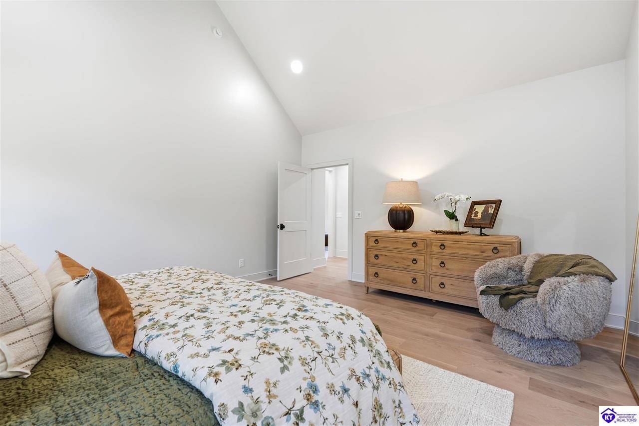 266 Olde Farm Court Property Photo 28