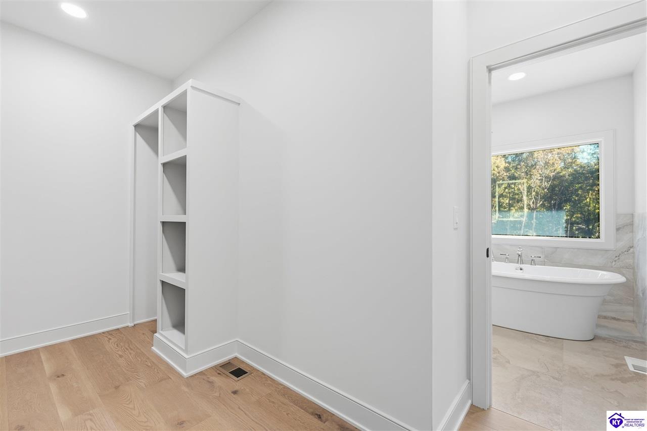 266 Olde Farm Court Property Photo 35