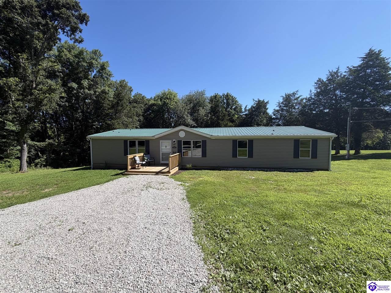 410 Ghen Road Property Photo 1