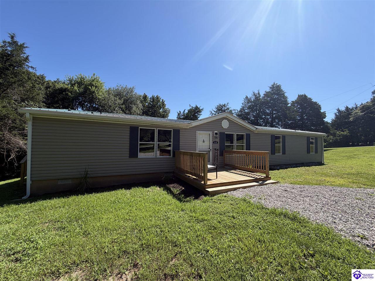 410 Ghen Road Property Photo 5