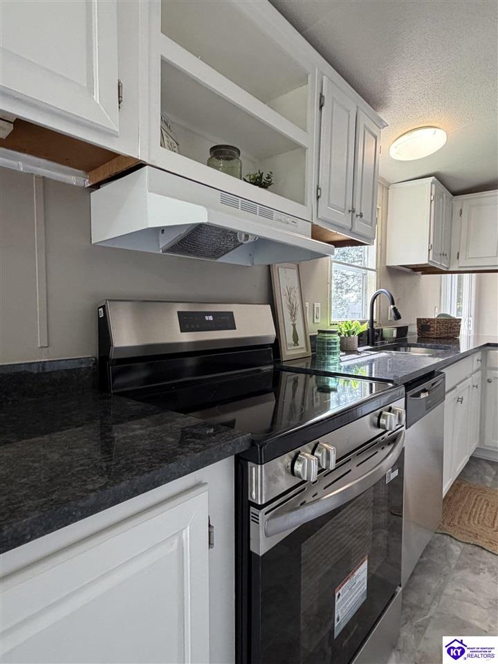 410 Ghen Road Property Photo 14