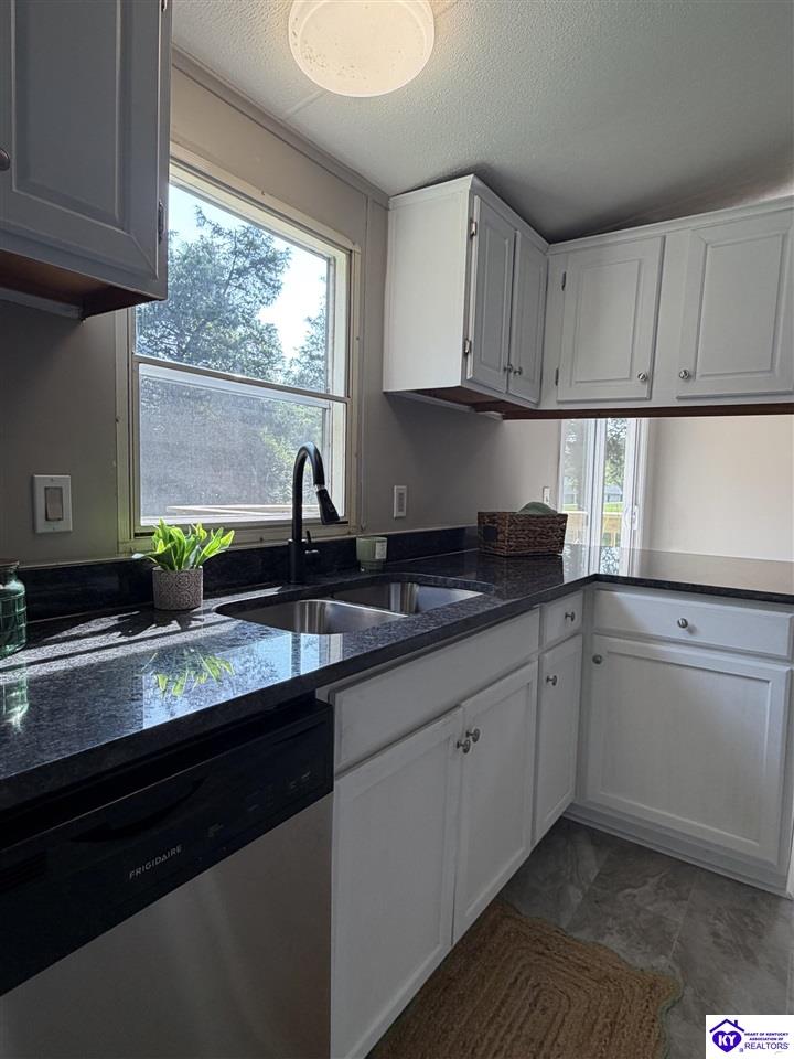 410 Ghen Road Property Photo 15