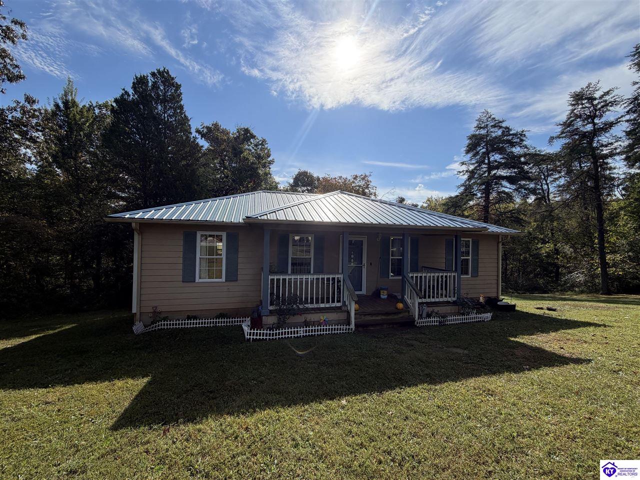 392 Cedar Glen Lane Property Photo 1