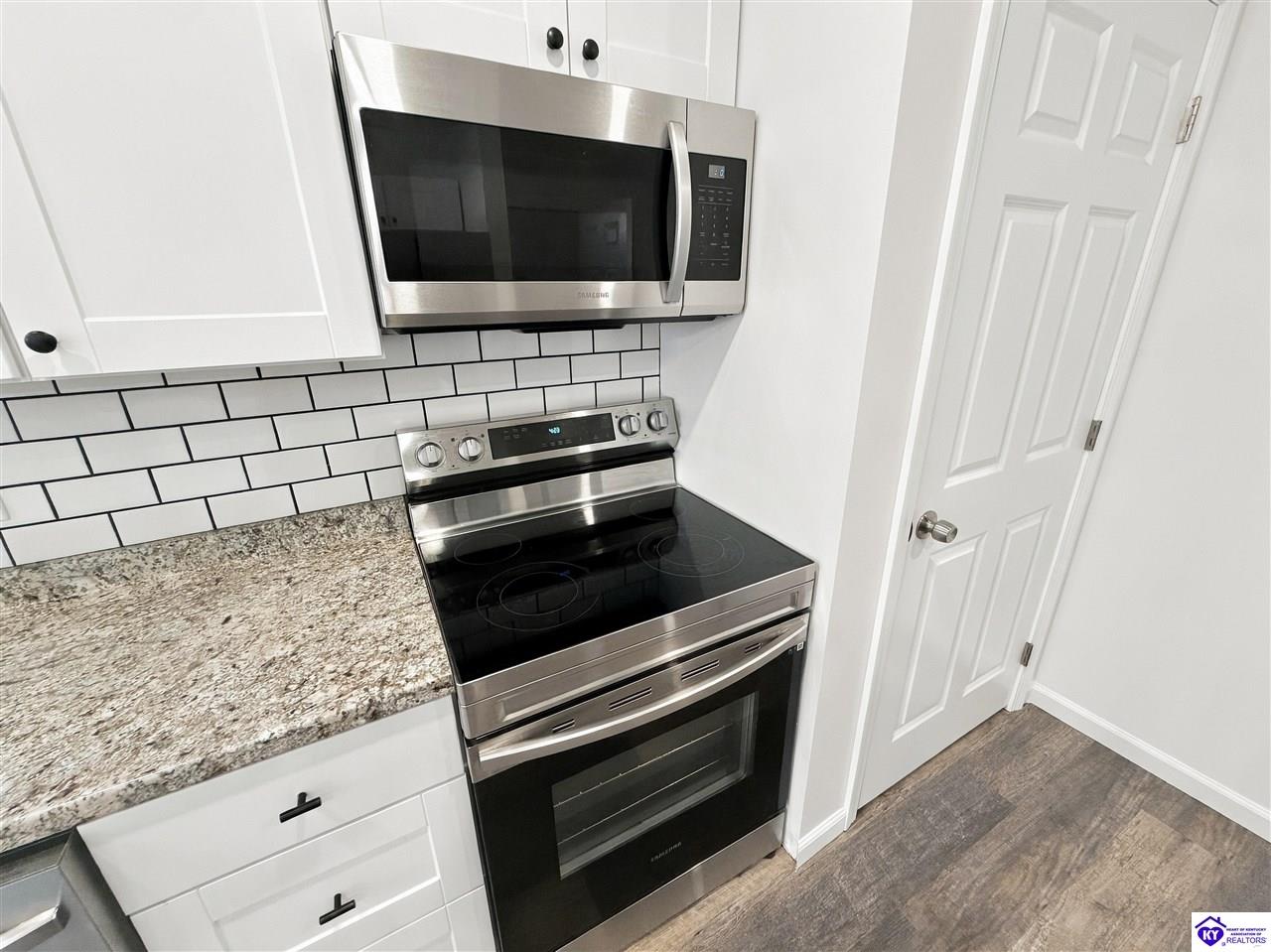 1518 Deering Lane Property Photo 14