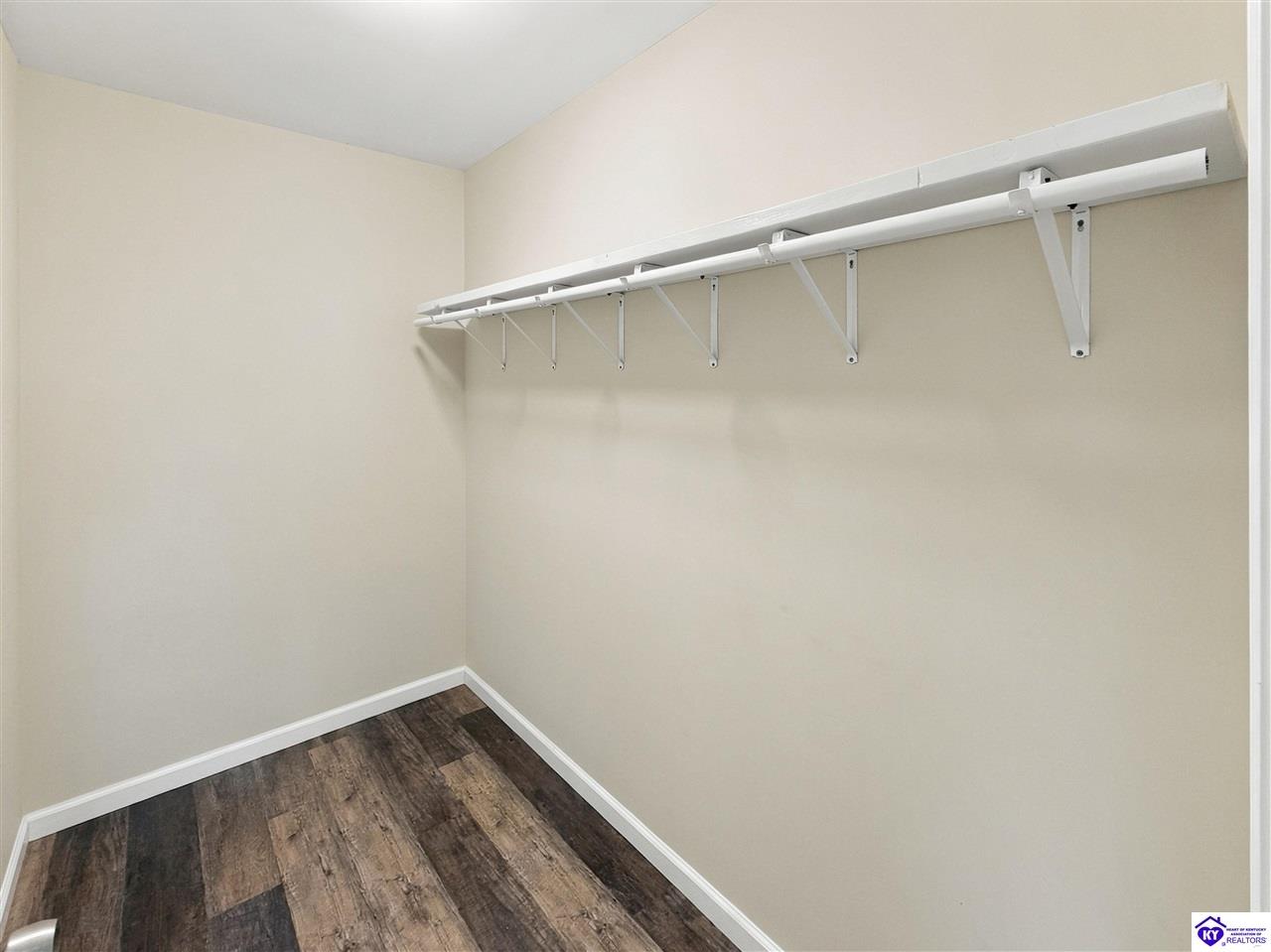 1518 Deering Lane Property Photo 27