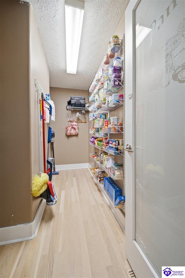 72 Colyers Lane Property Photo 13