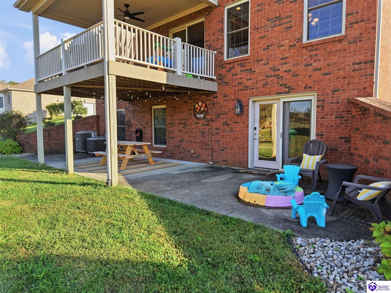 72 Colyers Lane Property Photo 33