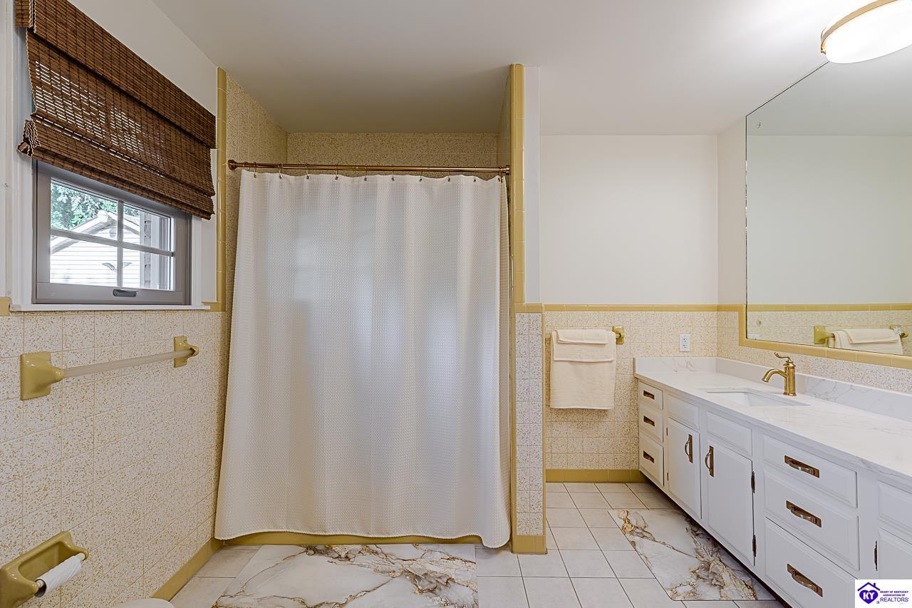 696 Pine Valley Drive Property Photo 19
