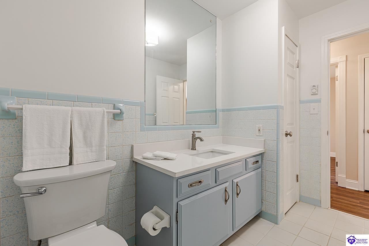 696 Pine Valley Drive Property Photo 25