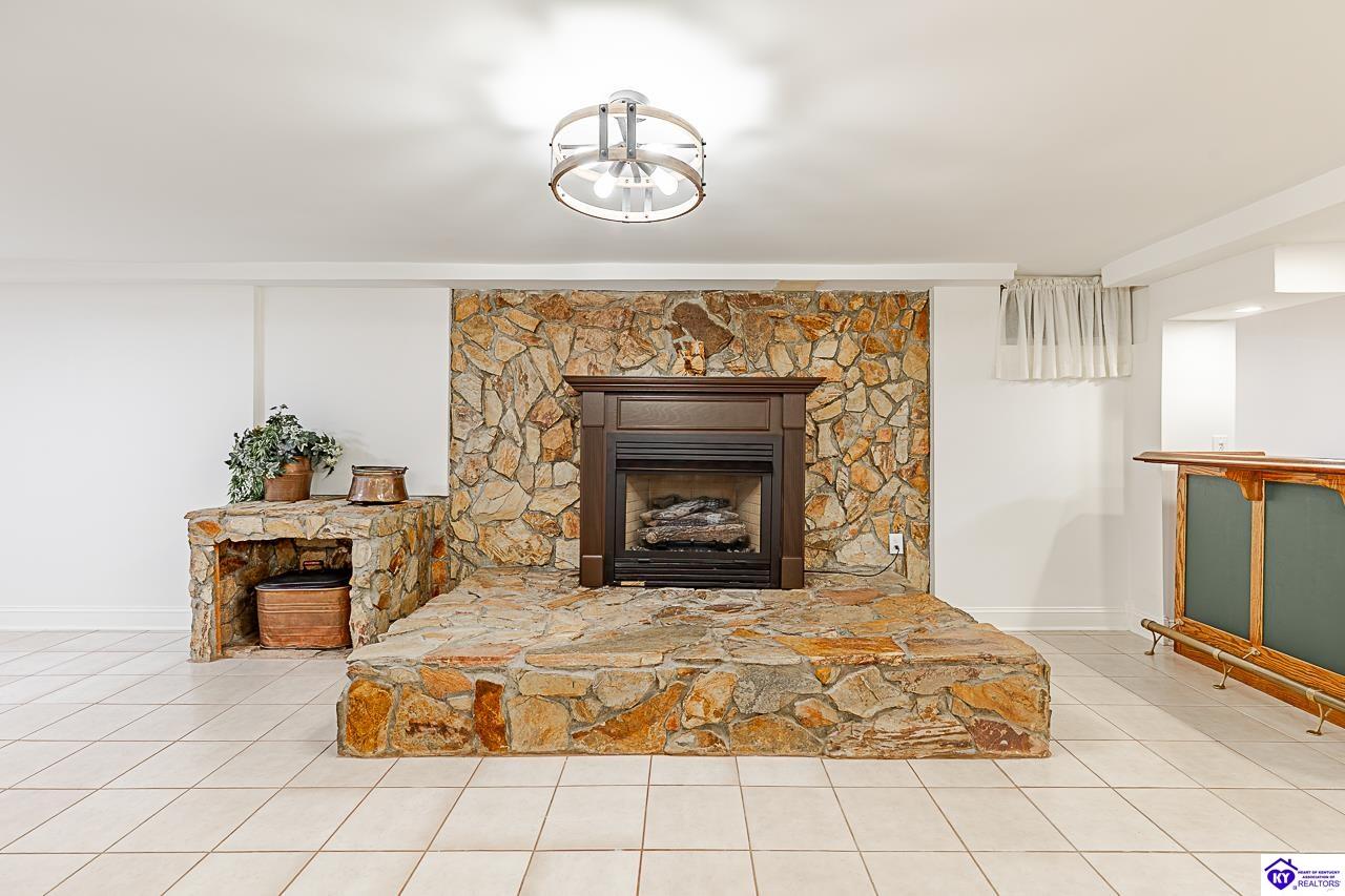 696 Pine Valley Drive Property Photo 30