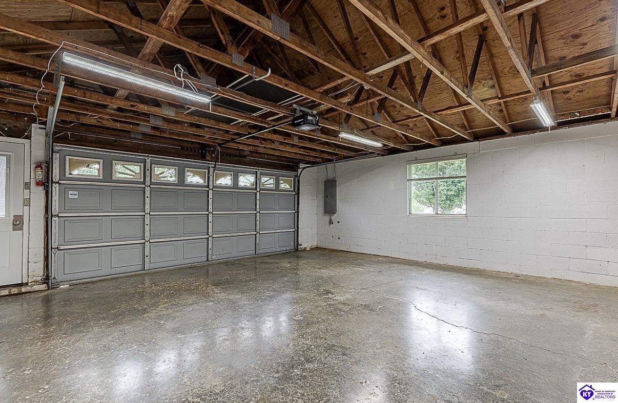 696 Pine Valley Drive Property Photo 37