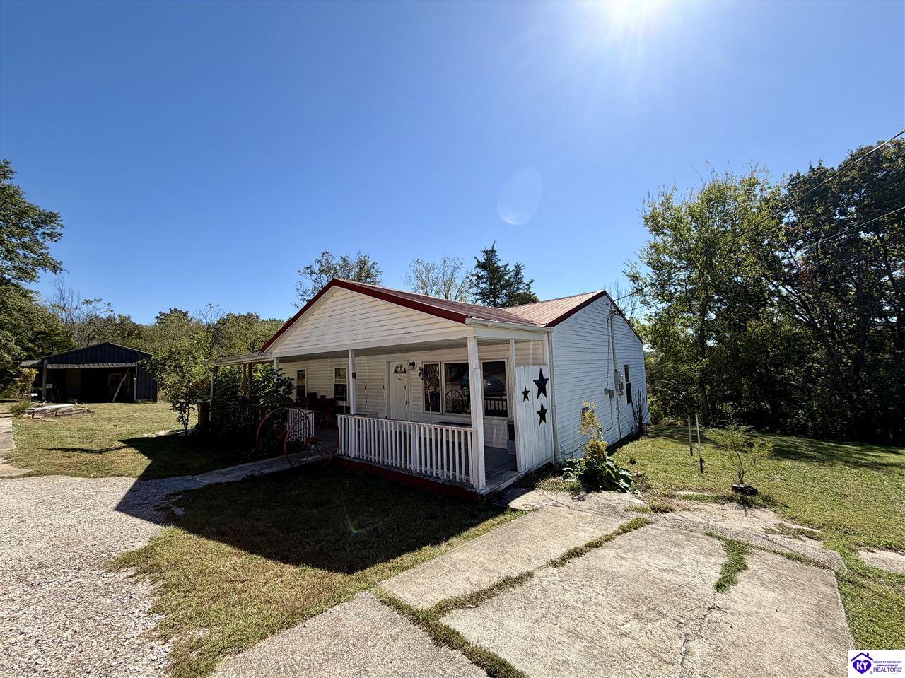 195 Riggs Street Property Photo 2