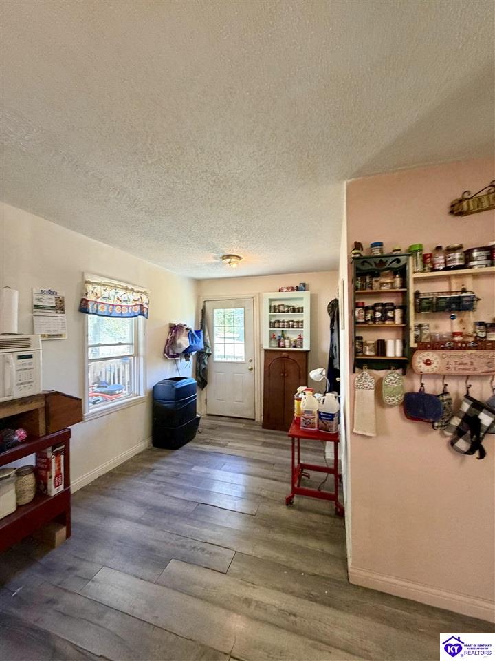 195 Riggs Street Property Photo 9