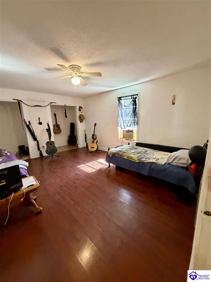 195 Riggs Street Property Photo 12