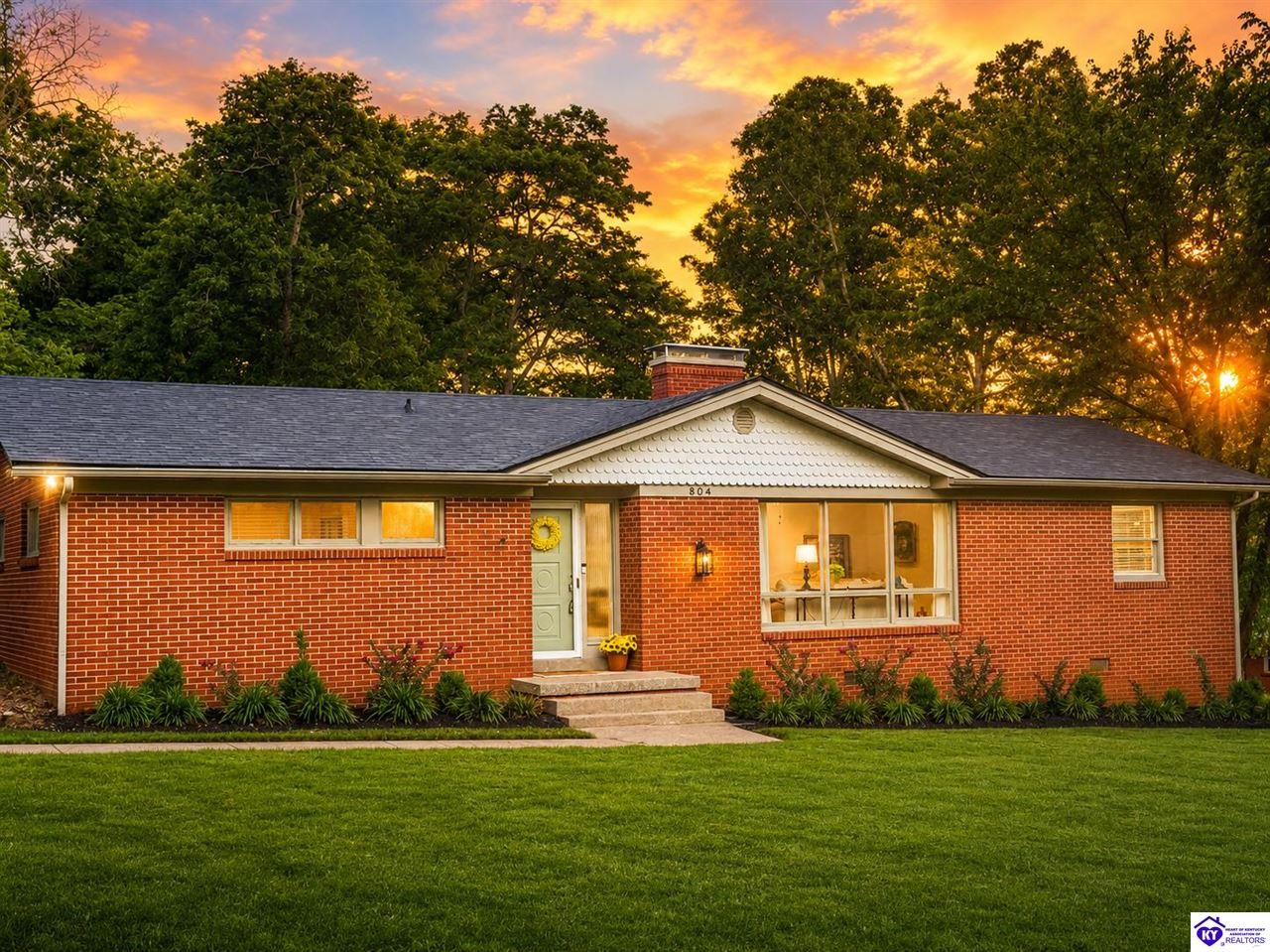804 Hillview Drive