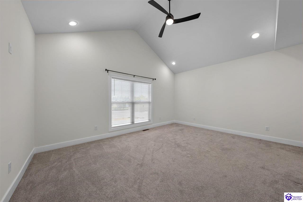 305 Ashwood Avenue Property Photo 16