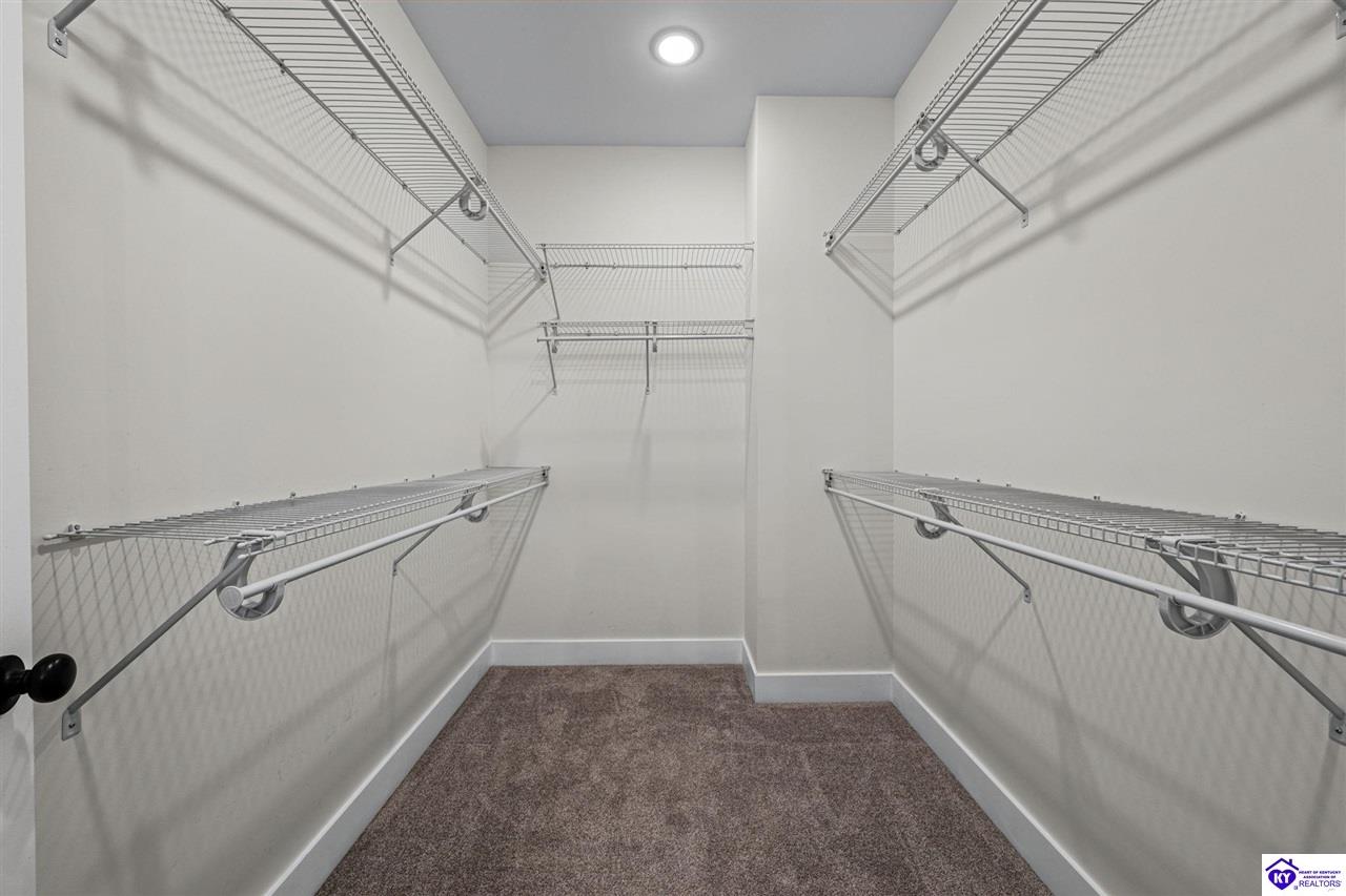 305 Ashwood Avenue Property Photo 21