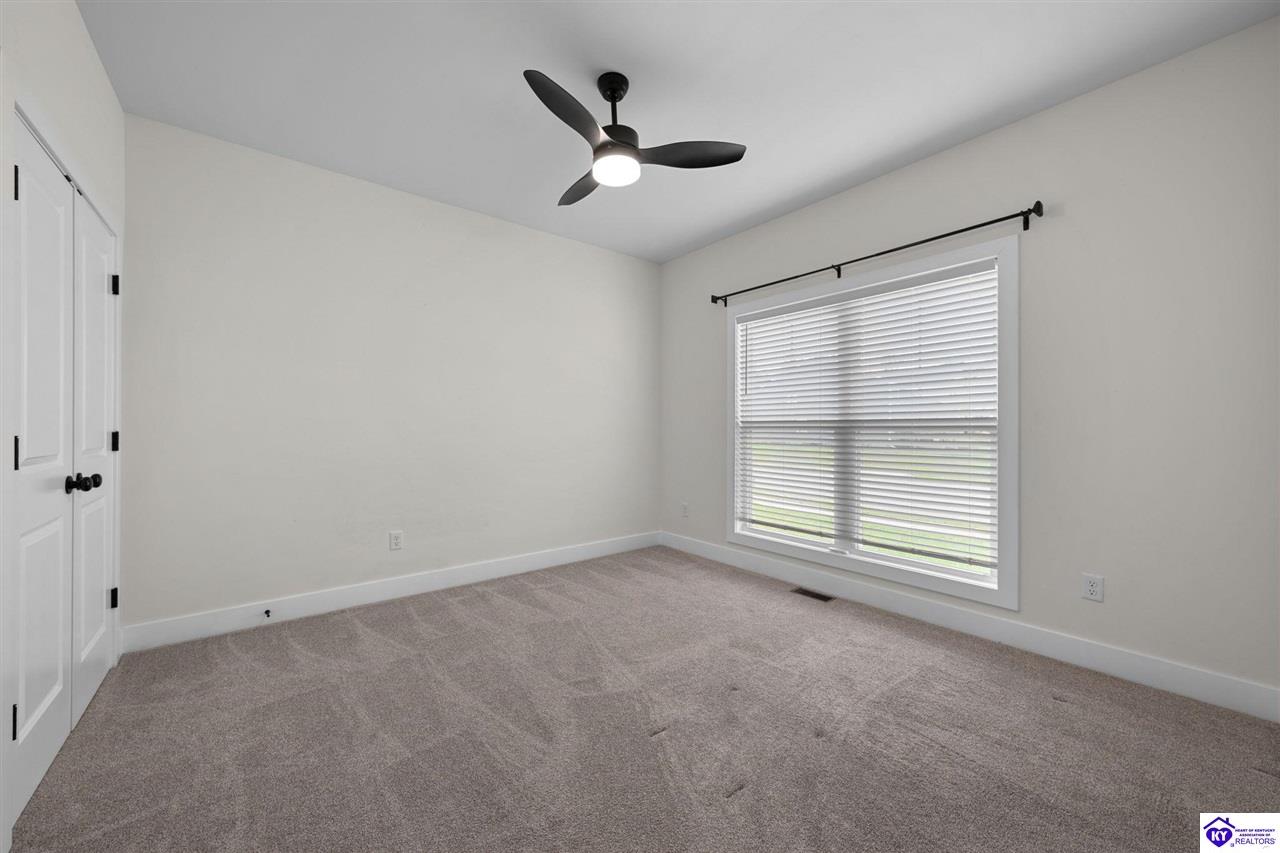 305 Ashwood Avenue Property Photo 22