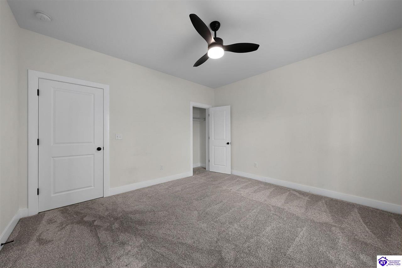 305 Ashwood Avenue Property Photo 32