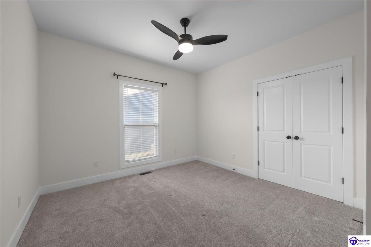 305 Ashwood Avenue Property Photo 33