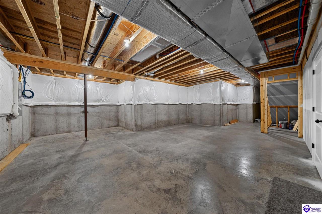 305 Ashwood Avenue Property Photo 34