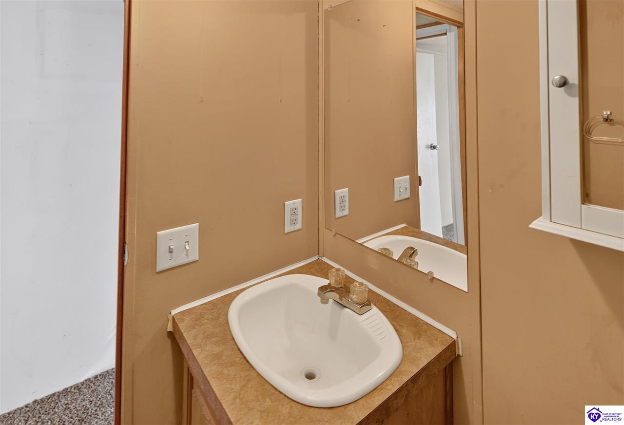 175 Philpott Lane Property Photo 13