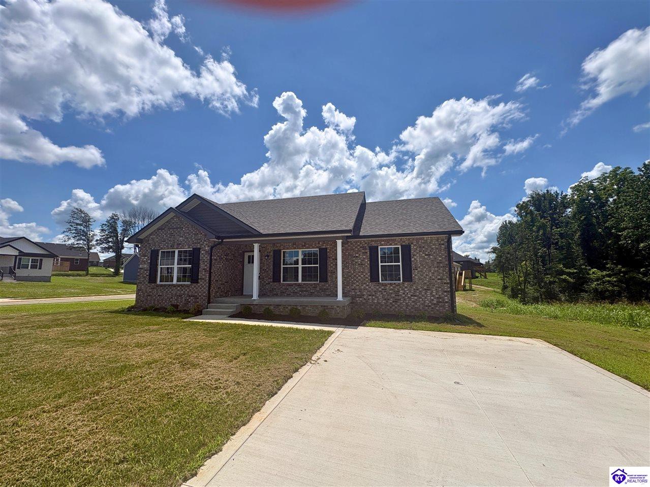601 Hillcreek Court Property Photo 2