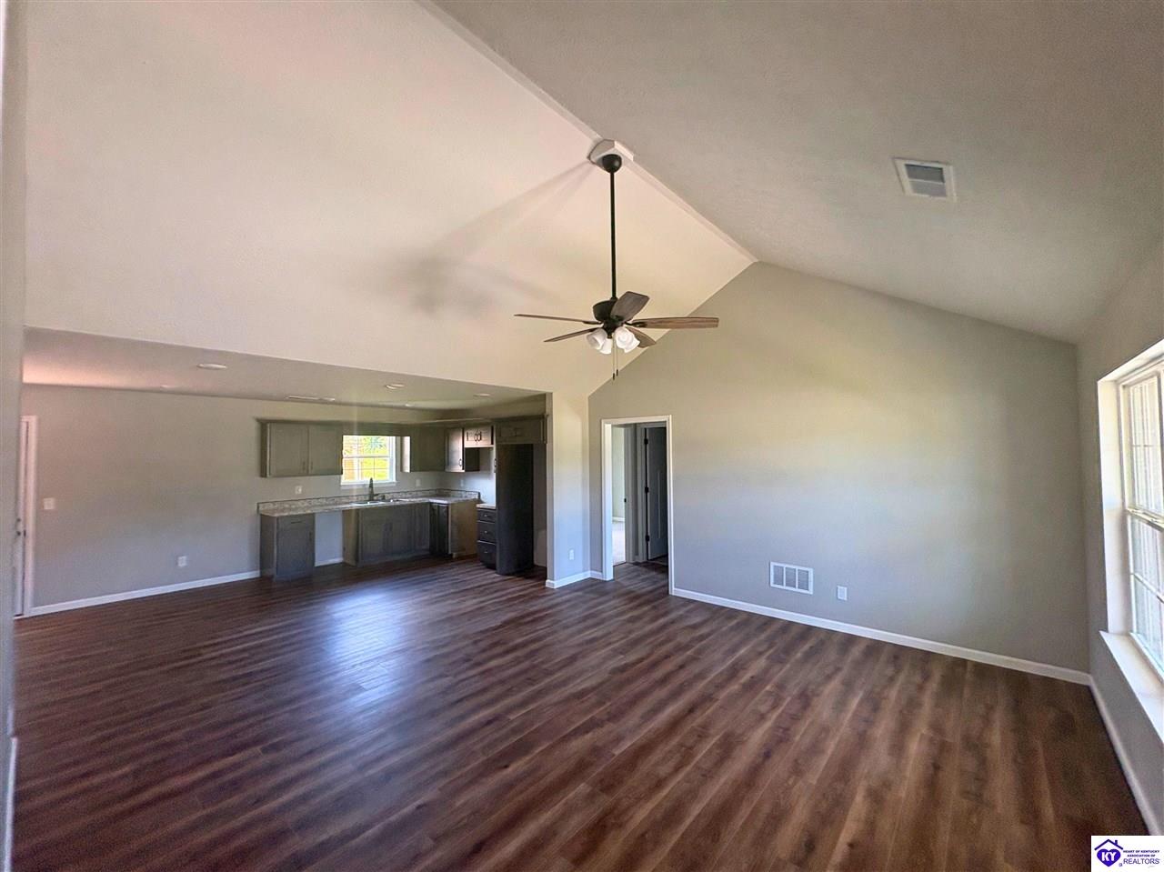 601 Hillcreek Court Property Photo 4