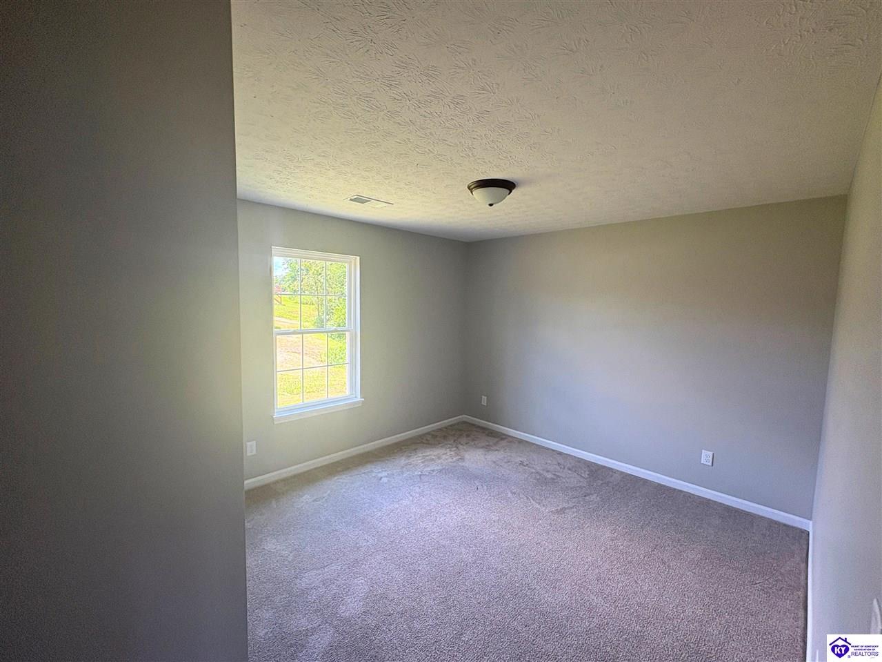 601 Hillcreek Court Property Photo 10