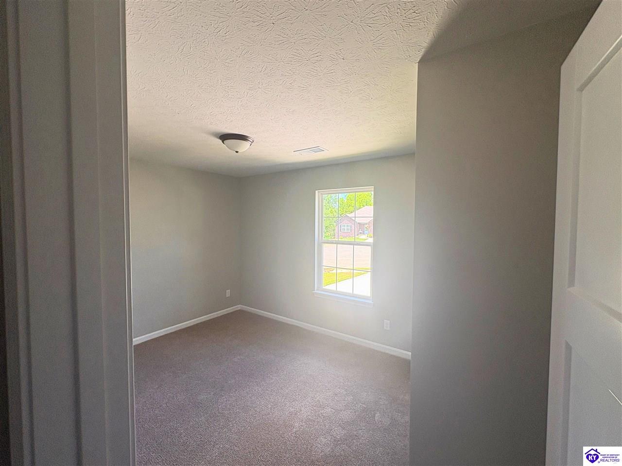 601 Hillcreek Court Property Photo 11
