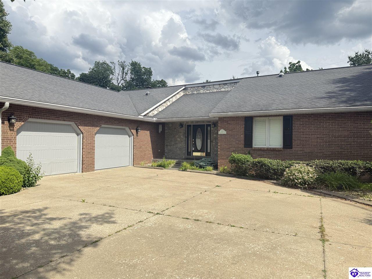 713 Freeman Lake Road Property Photo 2