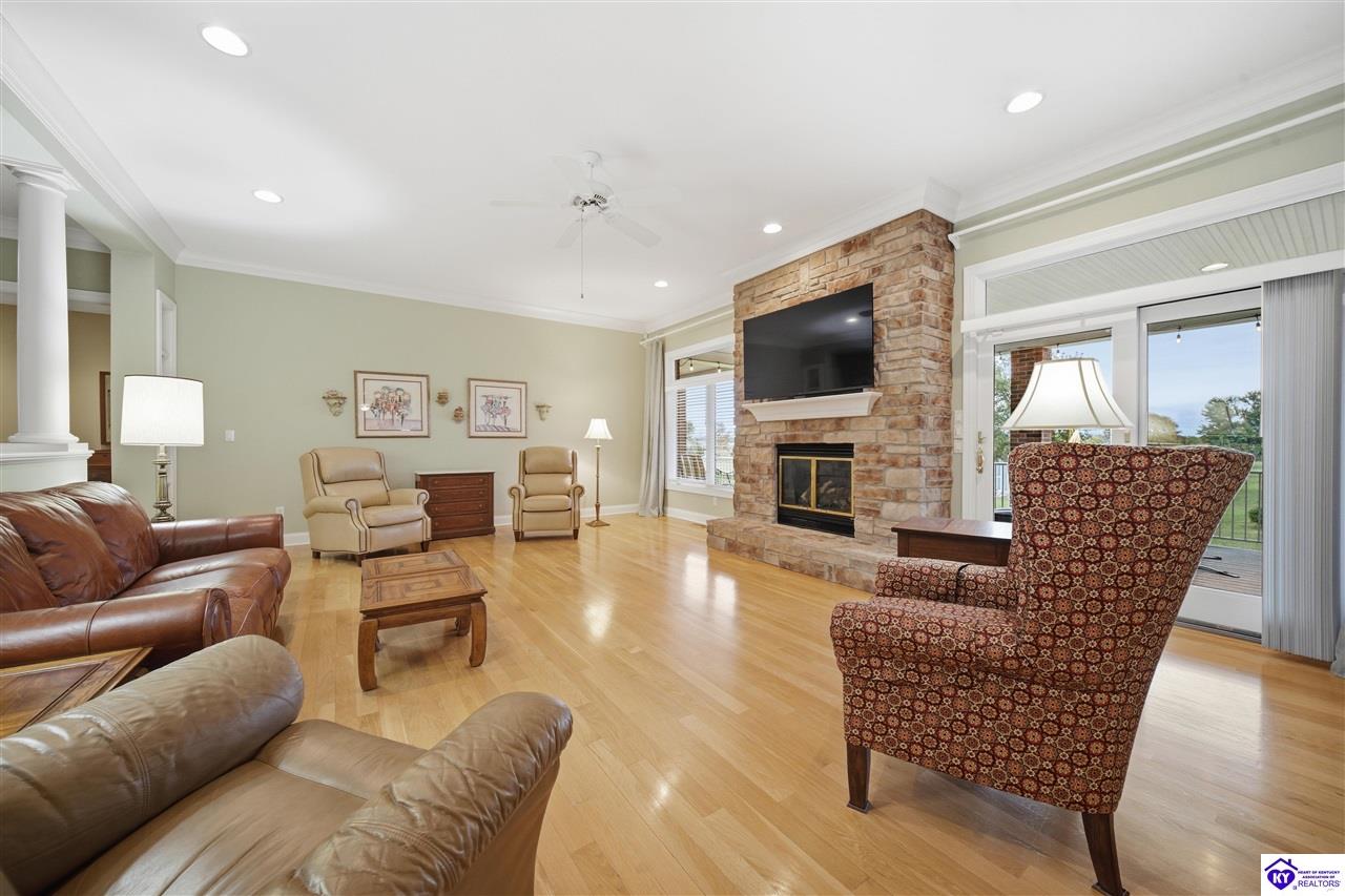 230 Roundtop Road Property Photo 10