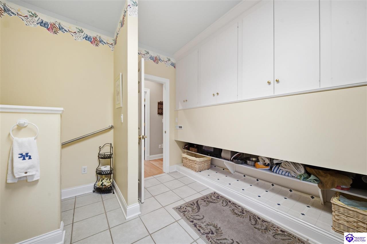 230 Roundtop Road Property Photo 28