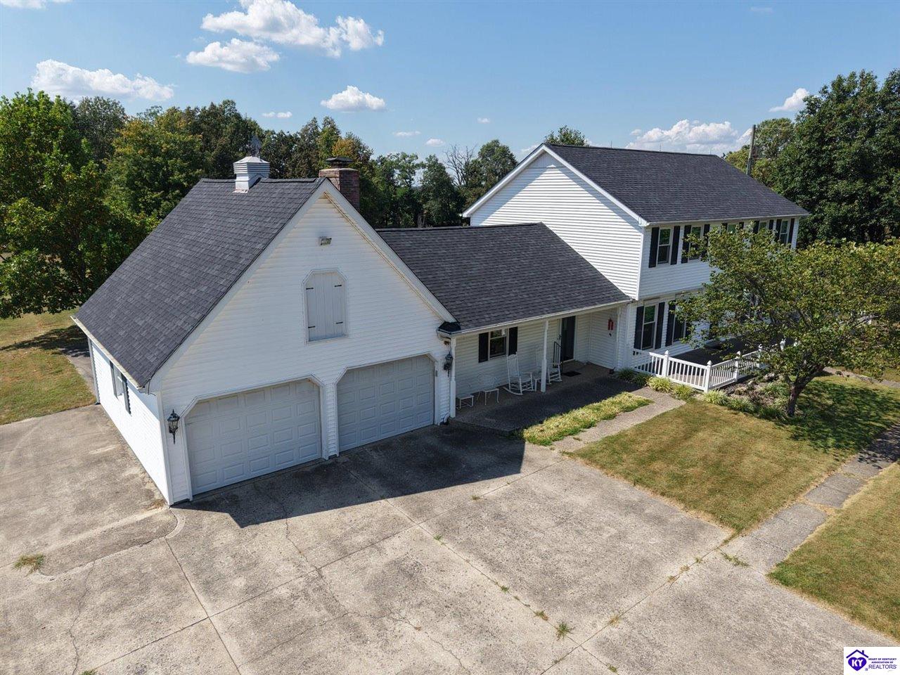 377 Leasor Lane Property Photo 3