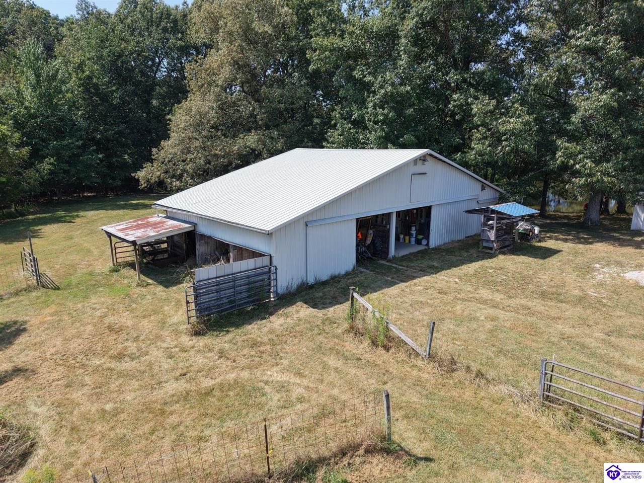 377 Leasor Lane Property Photo 41