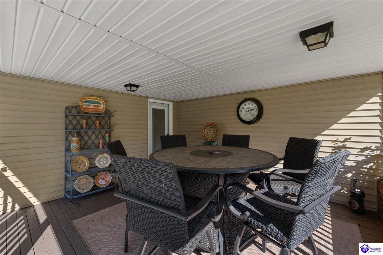 770 Bates Road Property Photo 26