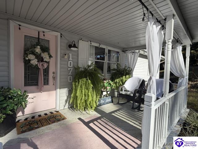 1070 Cave Heights Lane Property Photo 3
