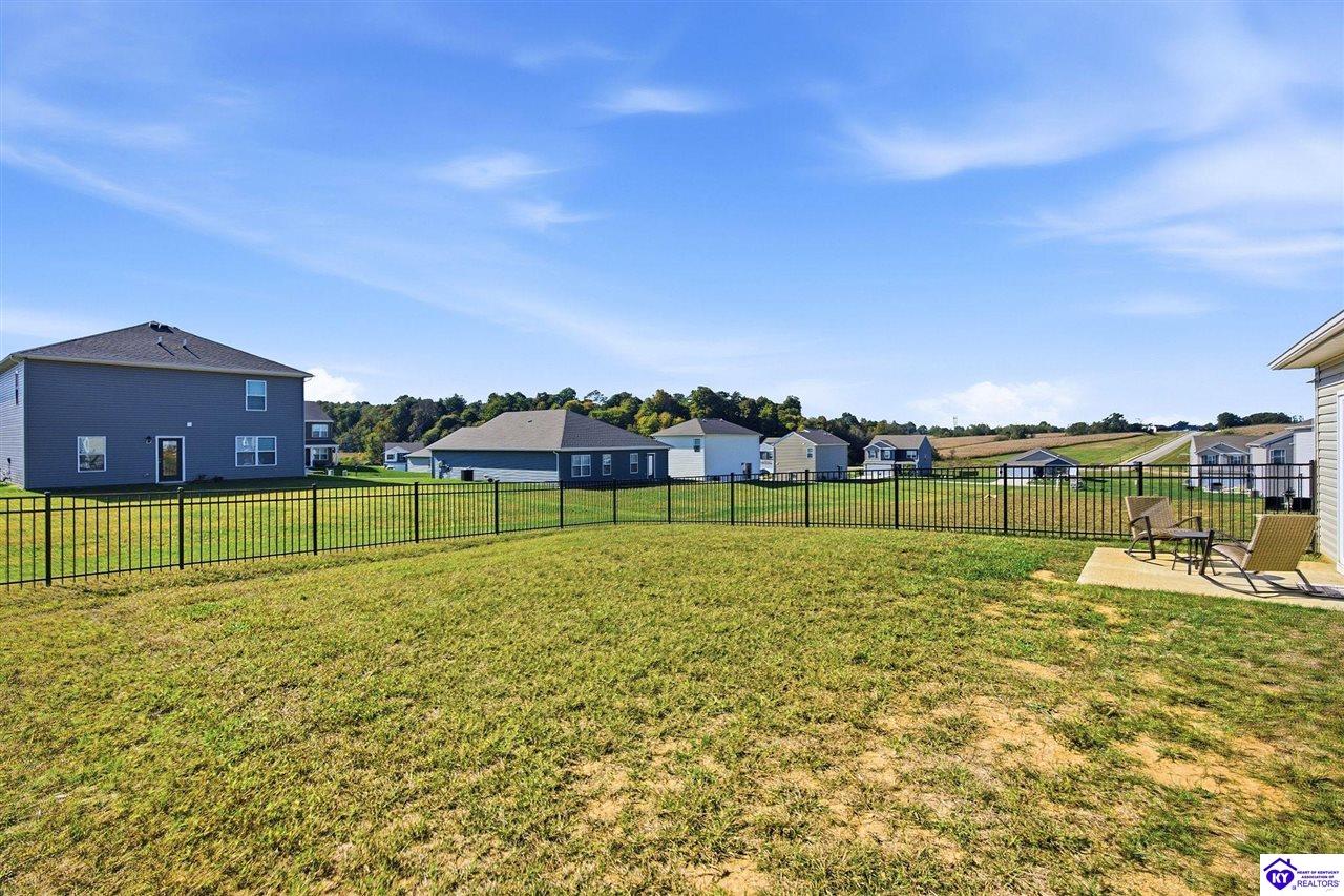 150 Saratoga Ln Property Photo 6