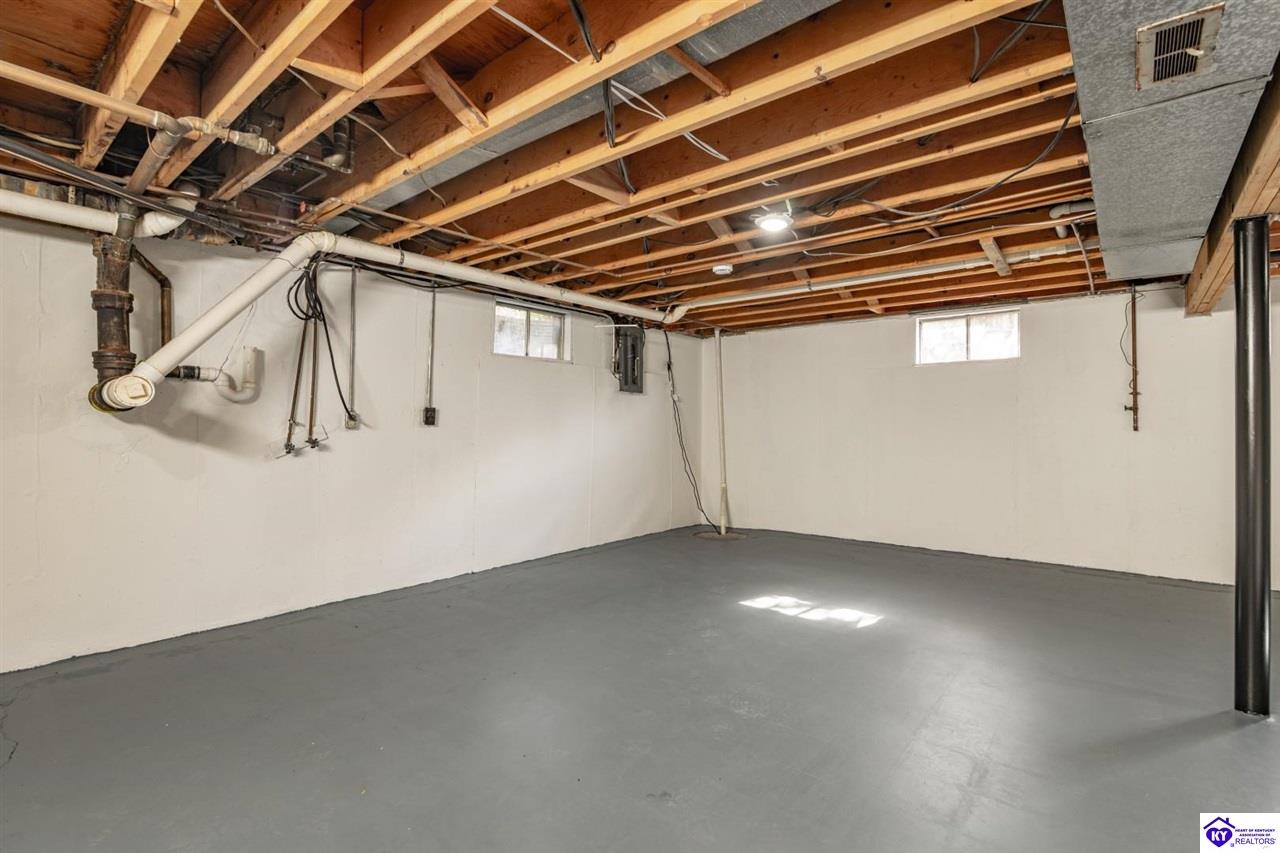 148 S Logsdon Parkway Property Photo 28