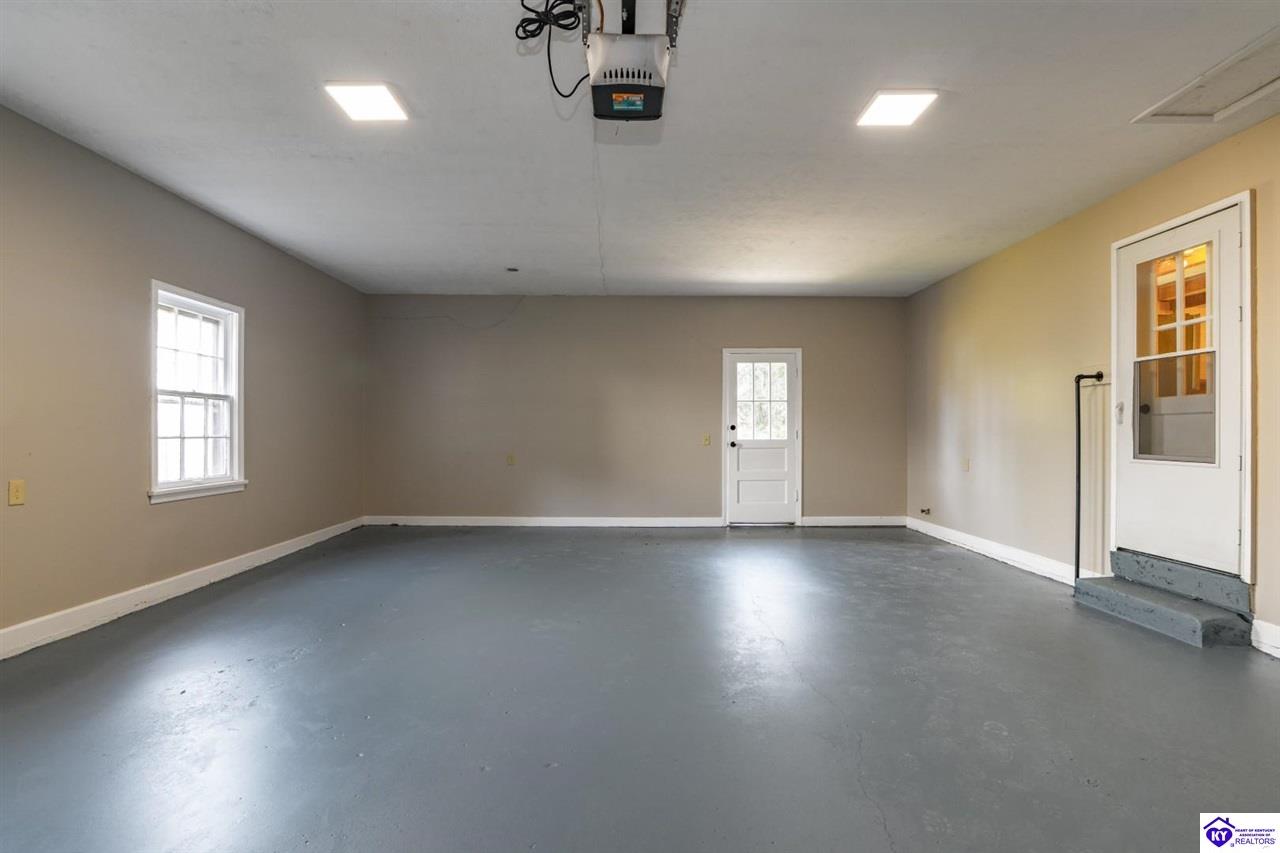 148 S Logsdon Parkway Property Photo 34